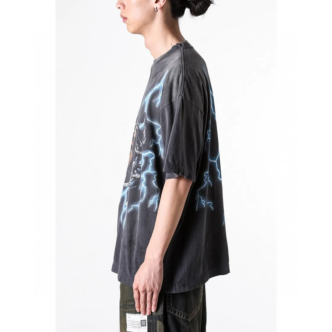 SAINT Mxxxxxx MEDUSA SS TEE/BLK Medusa Hydra retro sulfur-dyed short-sleeves, washed black S-XL, cylindrical fabric with no side seams, the open width is almost meaningless, Assute ready-to-wear dyeing, the whole piece faded, collar and cuffs frayed, many hangings, oversized printing position, genuine level restoration, customized joint main mark/wash mark/with little angel anti-counterfeiting